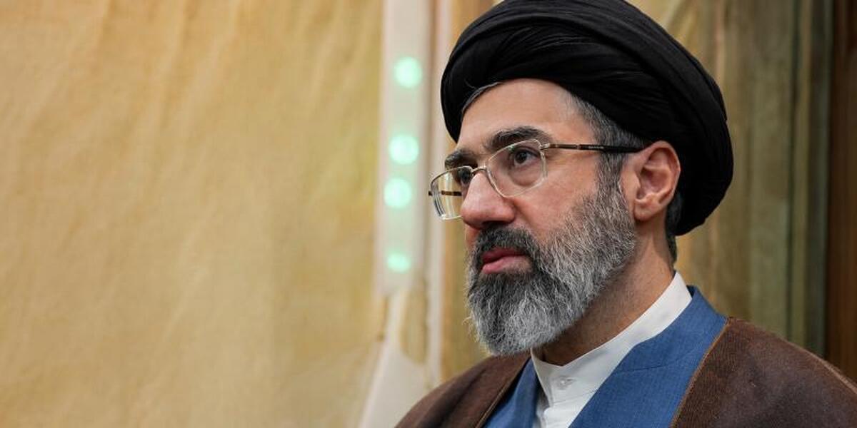 رسالة قائد الثورة الإسلاميّة الموجّهة إلى الشعب الإيراني بشأن مذكّرة التفاهم بين رئيسي جمهورية إيران الإسلامية وأمريكا
