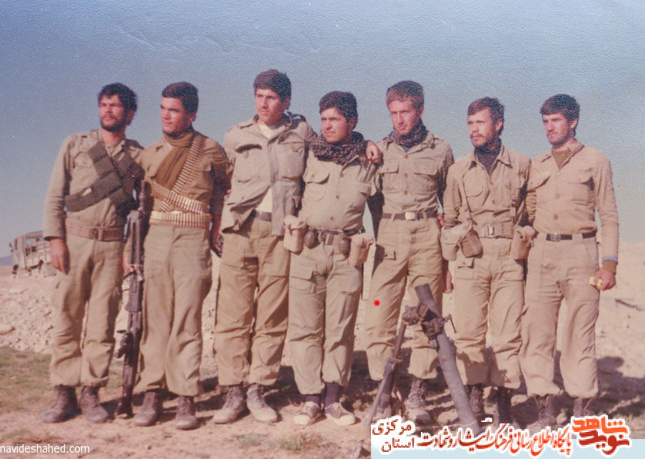 امام را تنها نگذارید؛ وصیت نامه شهید هانی خسروی امام را تنها نگذارید؛ وصیت نامه شهید هانی خسروی