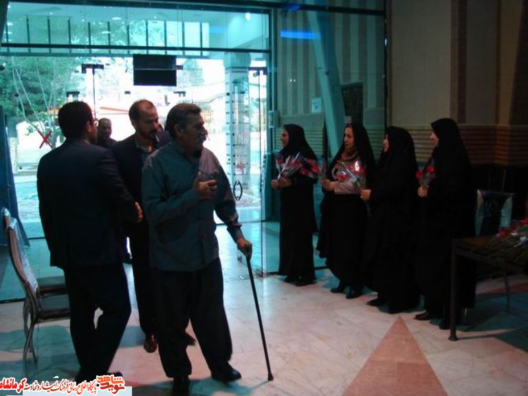 مراسم تجلیل از جانبازان 70 درصد کرمانشاهی مراسم تجلیل از جانبازان 70 درصد کرمانشاهی
