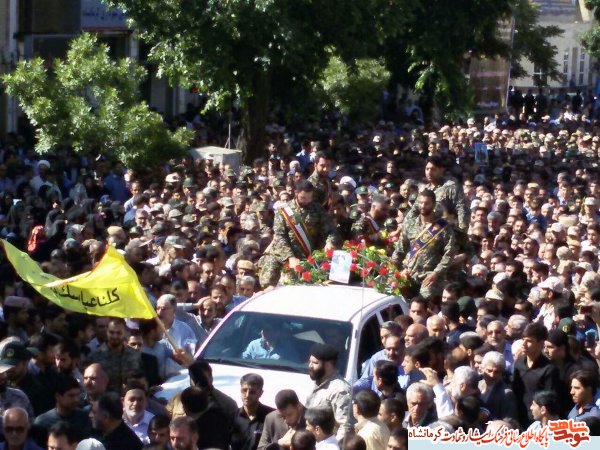 پیکر چهاردهمین شهید مدافع حرم استان کرمانشاه تشییع شد+عکس پیکر چهاردهمین شهید مدافع حرم استان کرمانشاه تشییع شد+عکس