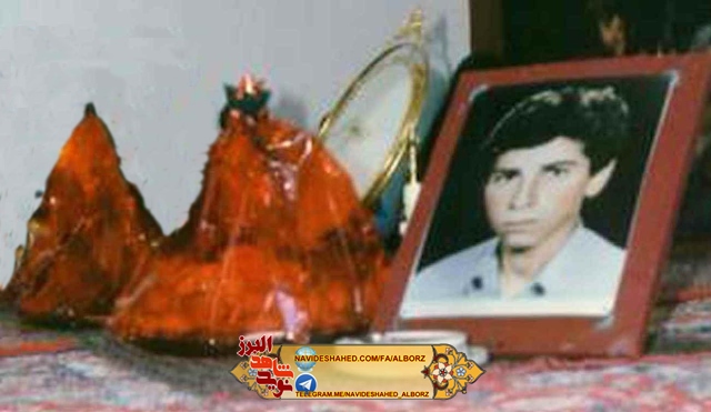 شهید محمود ابراهیمی سربازی که در سنندج شهید شد شهید محمود ابراهیمی سربازی که در سنندج شهید شد
