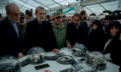 تجلیل از خانواده شهدای انقلاب اسلامی و دفاع مقدس تجلیل از خانواده شهدای انقلاب اسلامی و دفاع مقدس