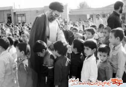 توصیه به جوانان و نوجوانان در سیمای وصایای شهدای شهرستان آران و بیدگل توصیه به جوانان و نوجوانان در سیمای وصایای شهدای شهرستان آران و بیدگل