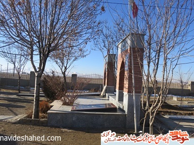 مزار شهدای استان مرکزی کمیجان (امامزاده عباس) - 51 مزار شهدای استان مرکزی کمیجان (امامزاده عباس) - 51