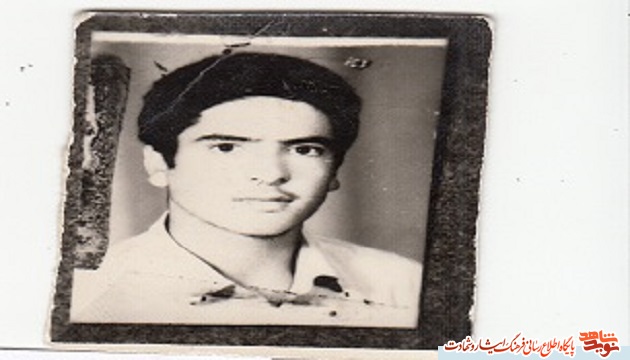 حاضر بودم دستم می‌شکست اما بادگیر بیت‌المال سوراخ نمی‌شد