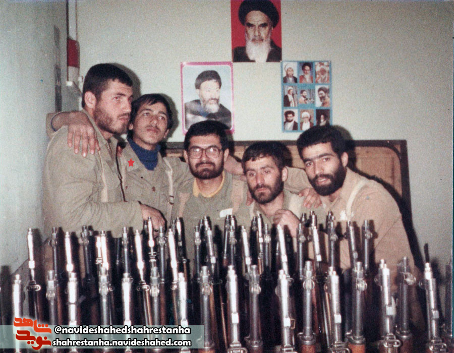 قلبم را آماج گلوله های کفار میدهم تا به پیروزی برسیم قلبم را آماج گلوله های کفار میدهم تا به پیروزی برسیم