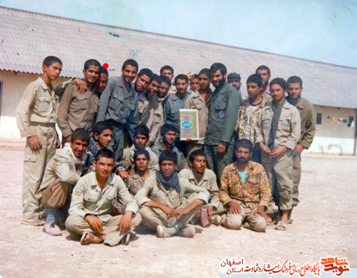 از دوازده سالگی شروع به روزه گرفتن کرد از دوازده سالگی شروع به روزه گرفتن کرد