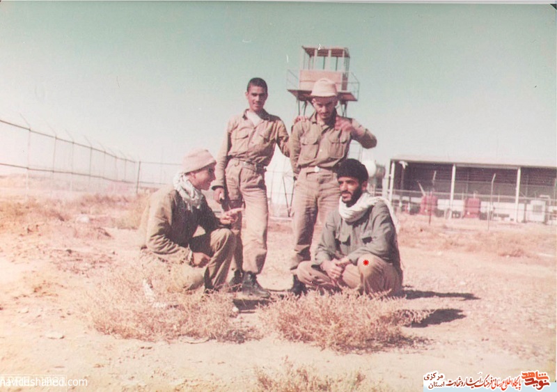 افتخار کن مادر که شهید شدم و راه بهشت را برای تو هموار می کنم افتخار کن مادر که شهید شدم و راه بهشت را برای تو هموار می کنم