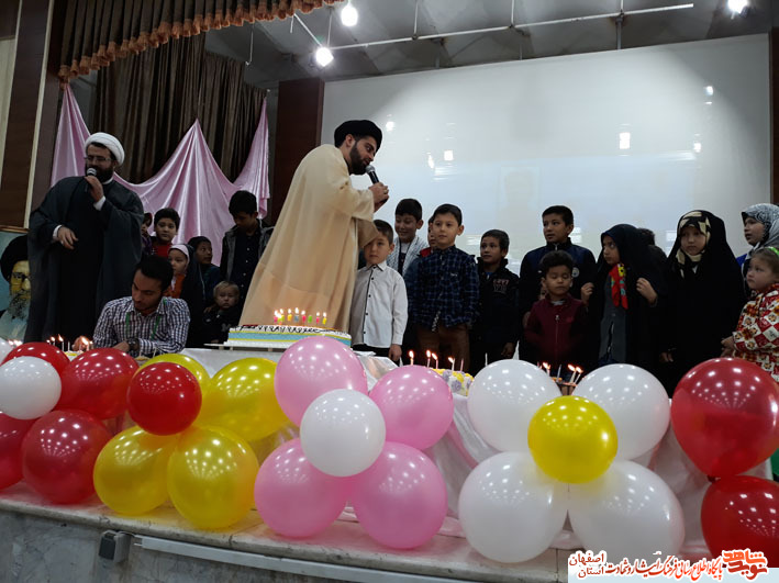 جشن تولد فرزندان شهدای مدافع حرم جشن تولد فرزندان شهدای مدافع حرم