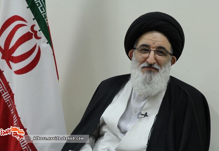 شهدای مدافع حرم بهترین الگو برای جوانان هستند / تأکید بر الگودهی به نوجوانان و جوانان جامعه از فرهنگ ایثار و شهادت شهدای مدافع حرم بهترین الگو برای جوانان هستند / تأکید بر الگودهی به نوجوانان و جوانان جامعه از فرهنگ ایثار و شهادت