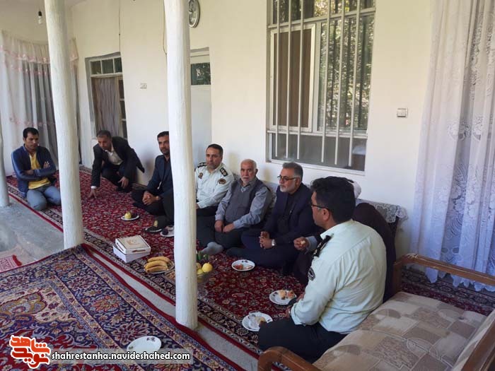 عکس|دیدار مسئولان شهرستان فیروزکوه با خانواده «شهدای ناجا» عکس|دیدار مسئولان شهرستان فیروزکوه با خانواده «شهدای ناجا»