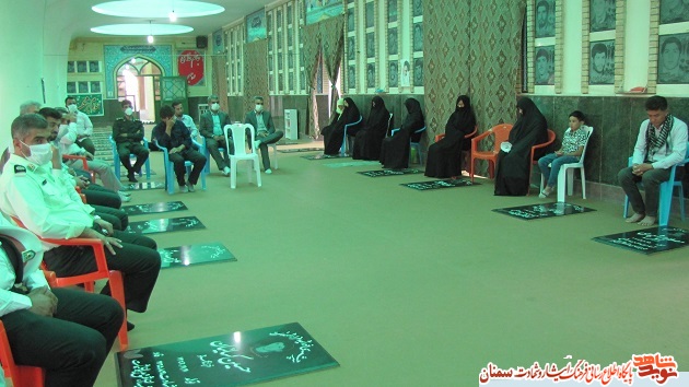 تجدید میثاق با شهدا به مناسبت دهه کرامت تجدید میثاق با شهدا به مناسبت دهه کرامت