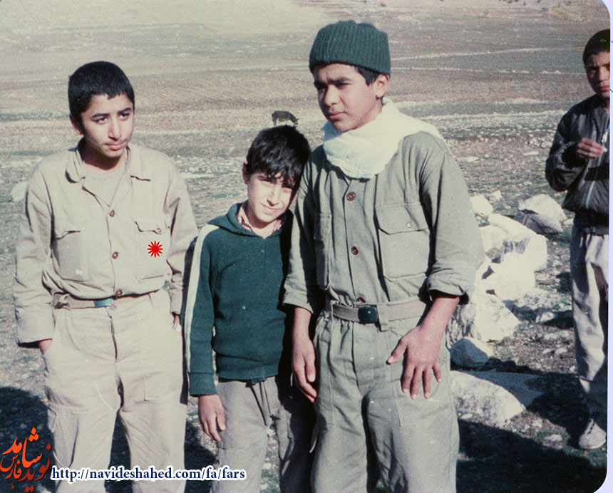 گفتگوی خواندنی با مادر یک قهرمان / دانش آموزی که روحش با جبهه عجین بود گفتگوی خواندنی با مادر یک قهرمان / دانش آموزی که روحش با جبهه عجین بود