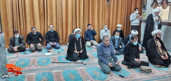 گزارش تصویری/ از ائمه جماعات بنیاد شهید لرستان تجلیل شد
