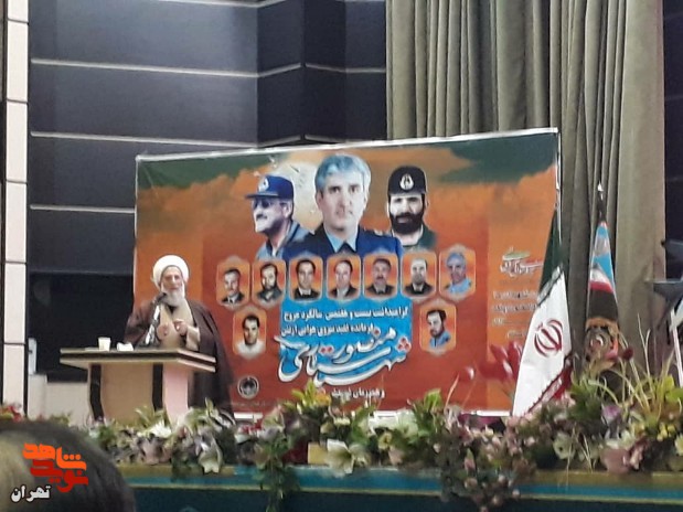 فرمانده نیروی هوایی ارتش:شهید ستاری نماد توانستن و اسوه خودکفایی بود