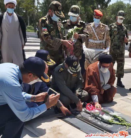 معاون نیروی هوایی ارتش به مقام شامخ شهید بابایی ادای احترام کرد