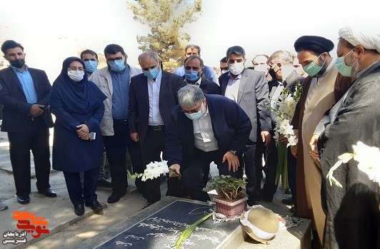 گزارش تصویری/ حضور استاندار آذربایجان غربی در گلزار شهدای «نوشین‌شهر»