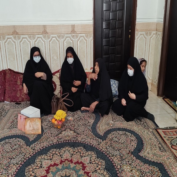 دیدار مسئولان شهرستان بندرلنگه با مادر شهید جاویدالاثر«غلام آرمون» دیدار مسئولان شهرستان بندرلنگه با مادر شهید جاویدالاثر«غلام آرمون»