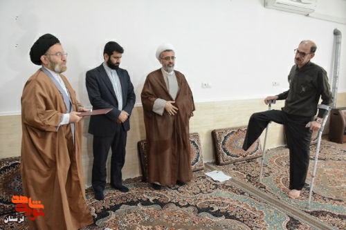 گزارش تصویری/دیدار مدیرکل بنیادشهید لرستان با جانبازان