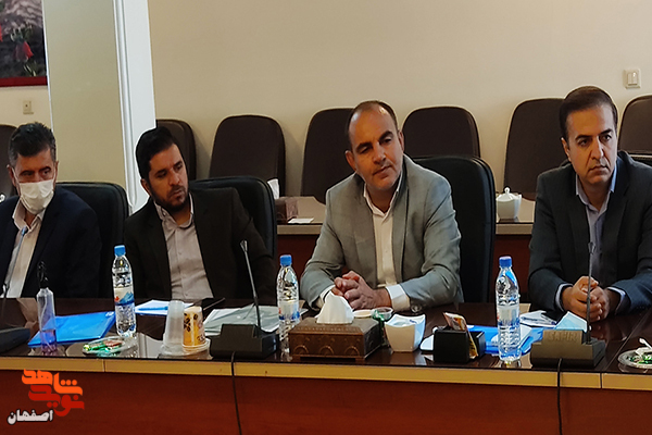 باید از پیشآهنگان ایثار و شهادت در کنار ظرفیت جوان کشور استفاده کرد
