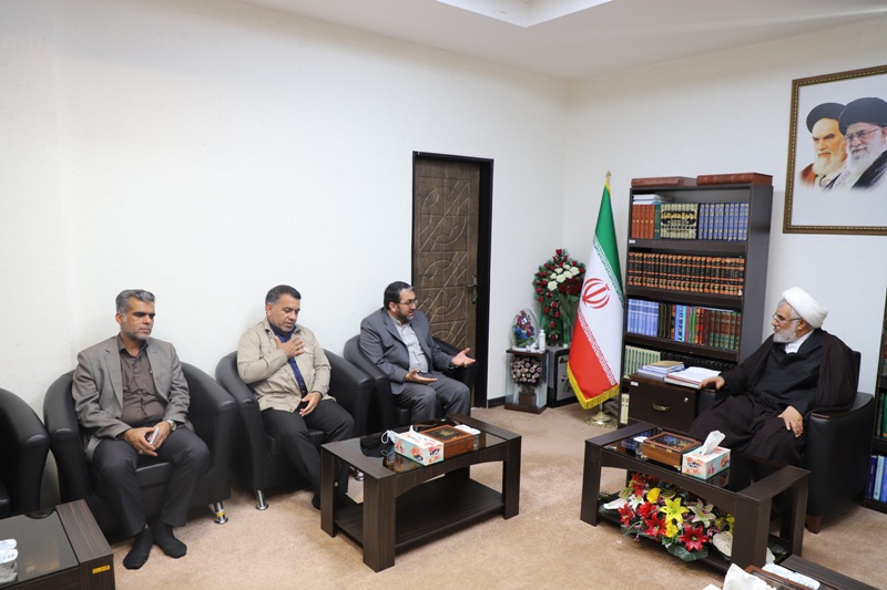 دیدار مدیرکل بازرسی بنیاد با نماینده ولی فقیه در استان هرمزگان