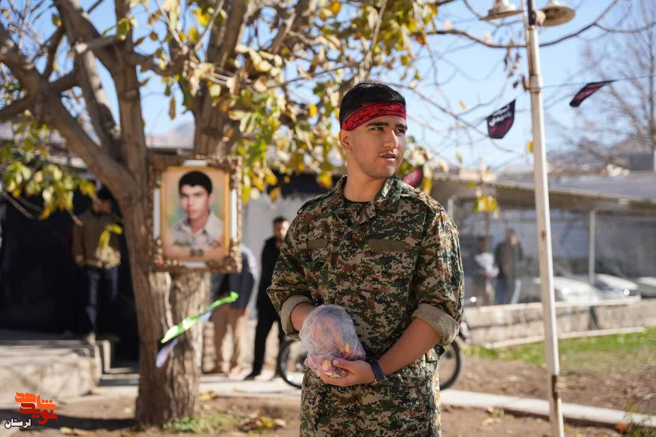 گزارش تصویری /سنگ تمام پسران لُر برای لاله های فاطمی