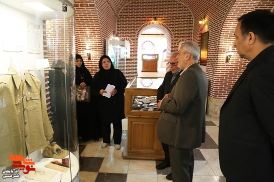 ۱۳۰۰ نفر از موزۀ شهدا تبریز در هفتۀ دفاع مقدس بازدید کردند