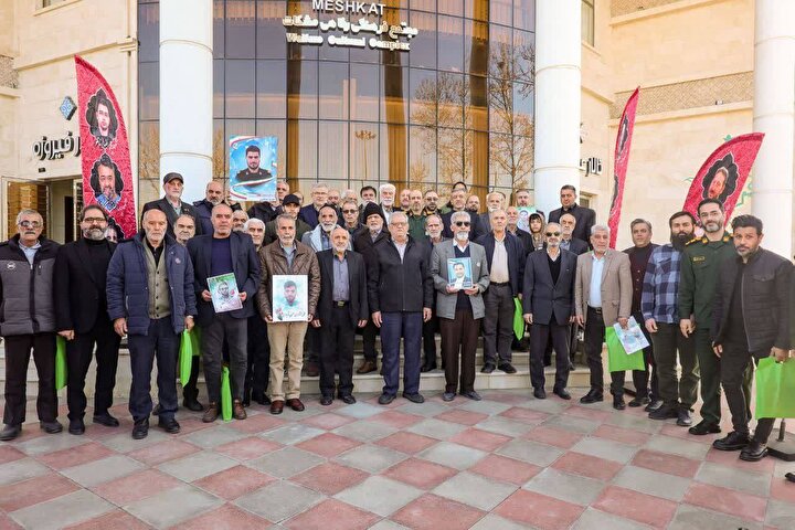 گزارش تصویری| پدران شهدا، اسوه‌های صبر و ایثار در آیین تکریم ولادت امیرالمؤمنین(ع)