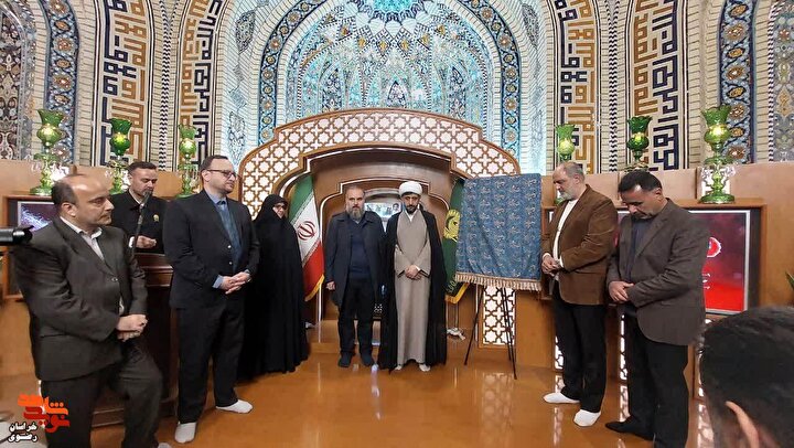 برگزاری مراسم رونمایی از کتاب «آسمان از روی پل» ویژه شهدای غریب اسارت در حرم مطهر رضوی