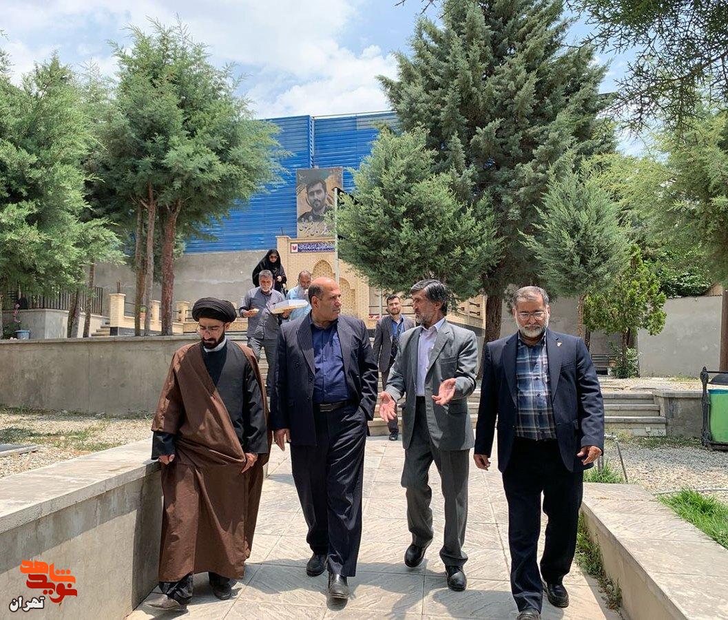 ادای احترام مدیرکل بنیاد شهید تهران به شهدای محله سبوکوچک