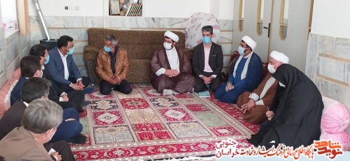 دیدار مدیرکل بنیاد شهید و امور ایثارگران استان با خانواده های شهدا و ایثارگران در شهرستانها