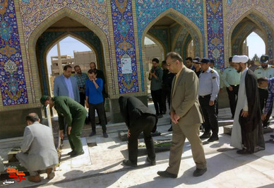 گلباران قبور مطهر شهدا به مناسبت سالروز فتح خرمشهر- سوم خرداد ۱۴۰۲ گلزار شهدای شهرستان دامغان