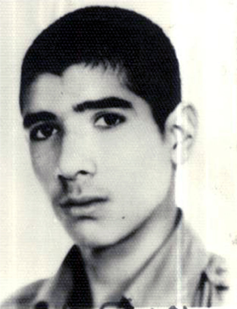 عکس شهید بهمن آدینه لو